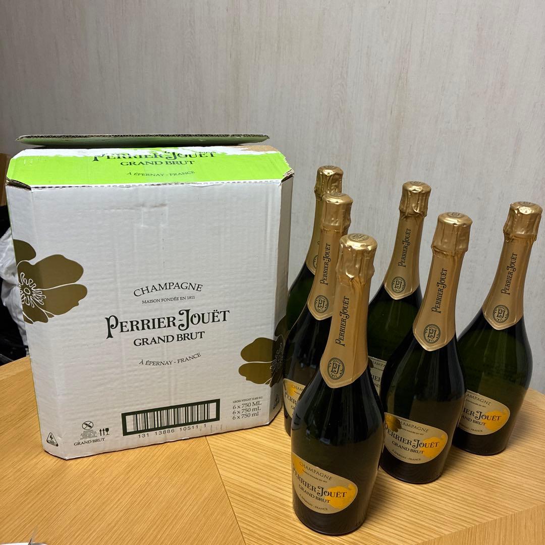 Perrier-JouëtGrand Brut750ml 6本セット※おまけ付き｜