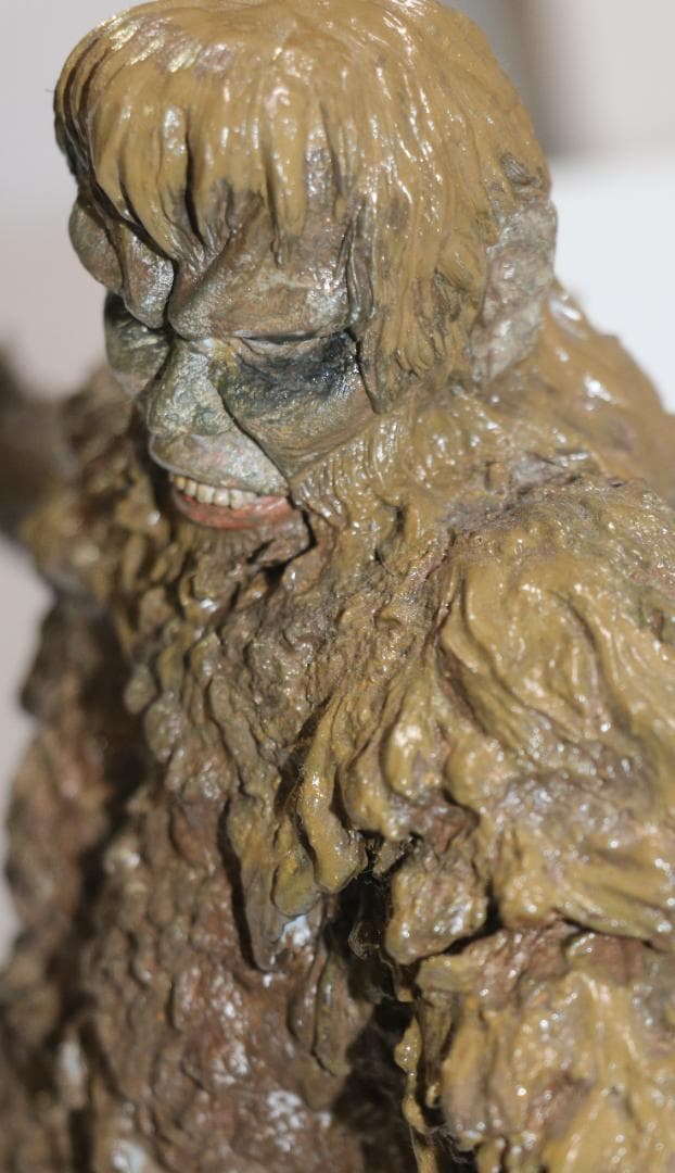 フランケンシュタインの怪獣（東宝１９６６年）のサンダのフィギャー　全高：約３０㎝