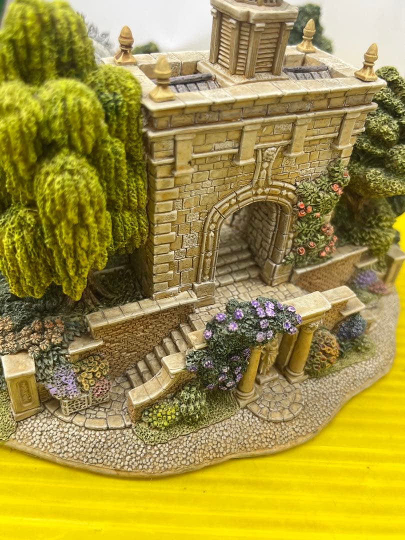 The Millennium Gate リリパットレーン 限定大型モデル 難あり - メルカリ