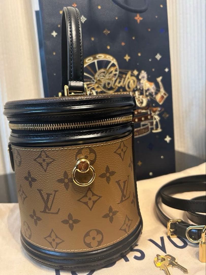 【美品】LOUIS VUITTONカンヌ モノグラムショルダーバッグ