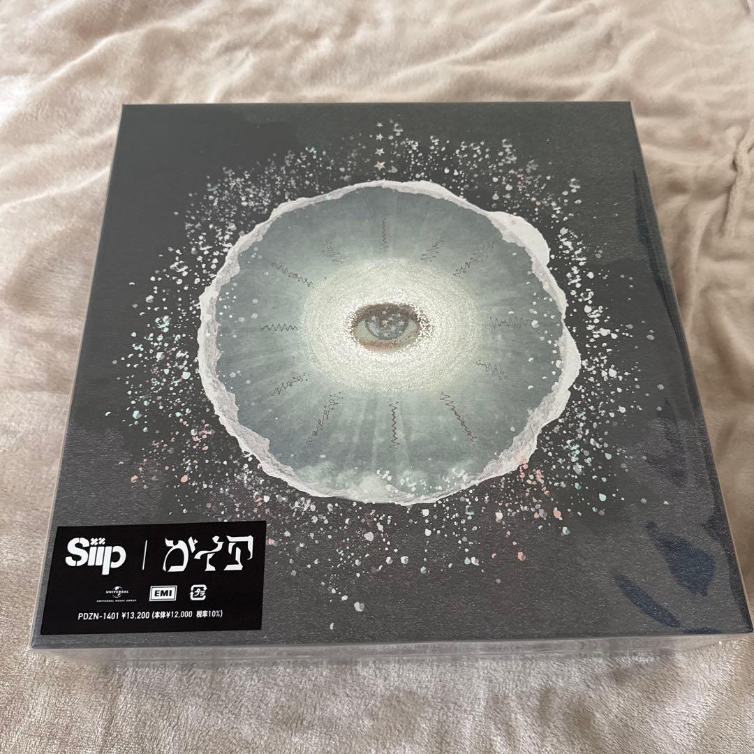 完全生産限定盤】 siip ガイア ダウンロードカード+GOODS - メルカリ