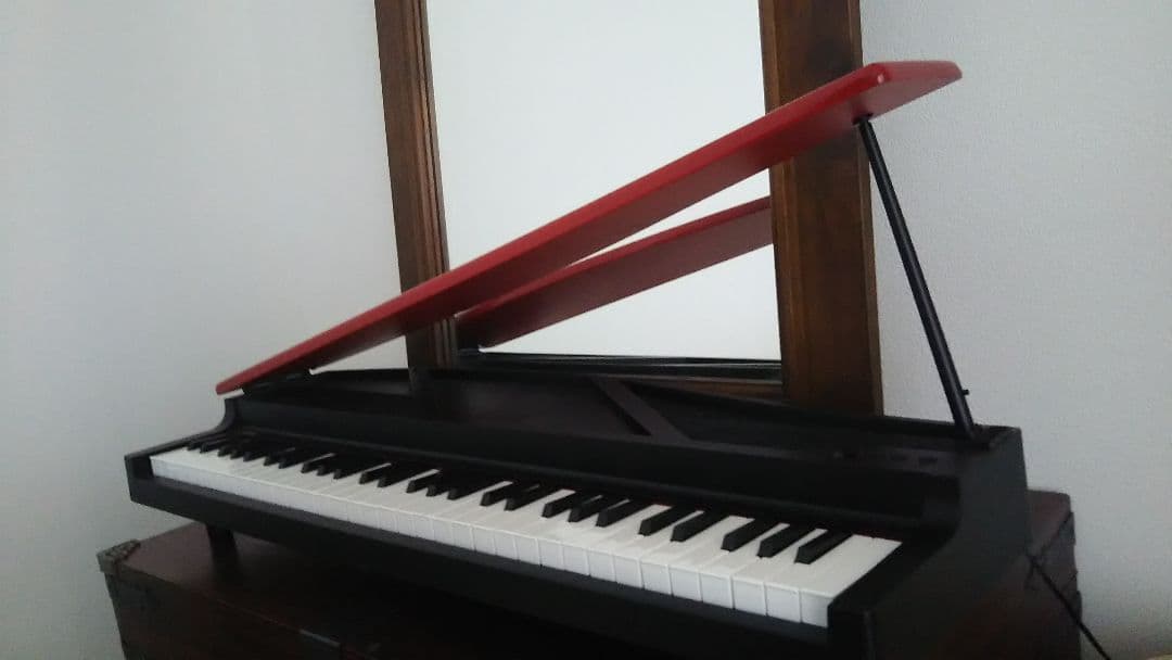 KORG MICROPIANO マイクロピアノ ミニ鍵盤61鍵 レッド 61曲の