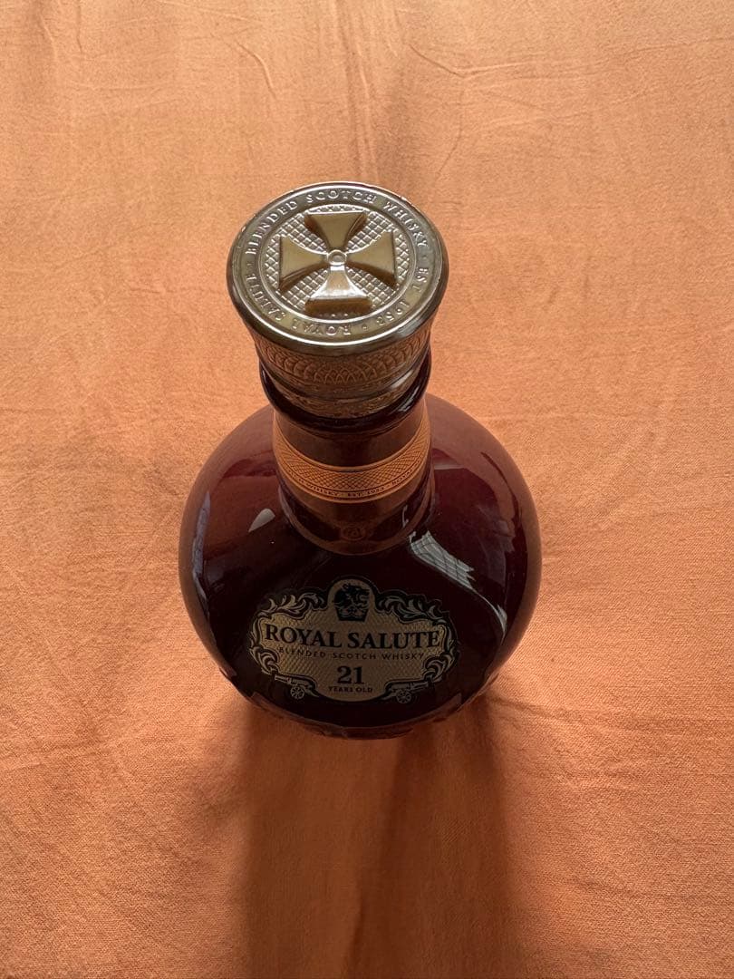 ▪️山崎 18年 シングルモルト ▪️ロイヤルサルート 700ml空瓶各1本 計