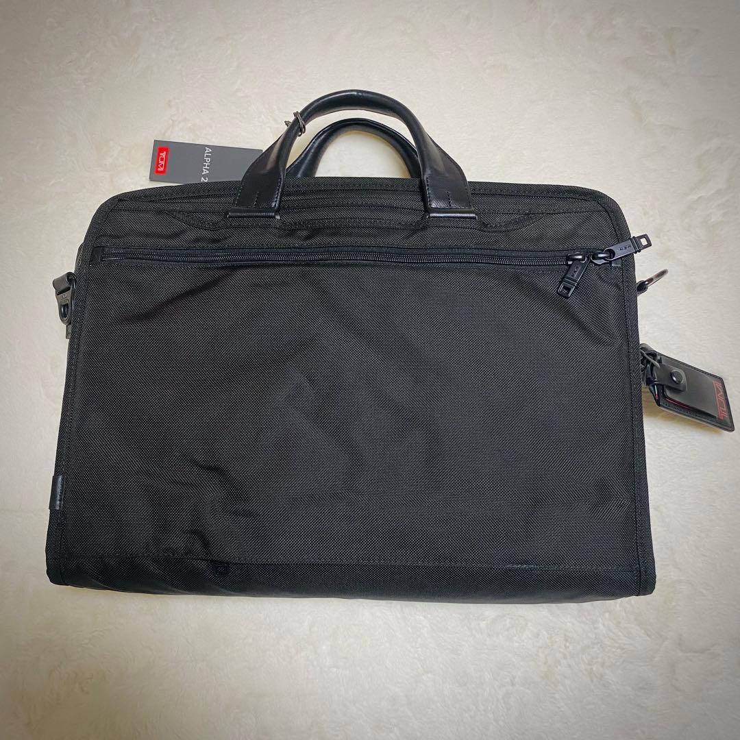 TUMI【最高峰 ALPHA2】26114D2 PC 17インチ対応 2way