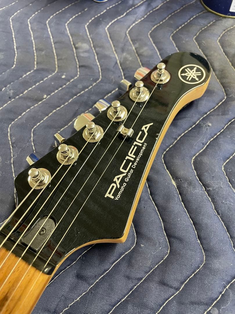 ギター Yamaha PACIFICA PAC212VFM