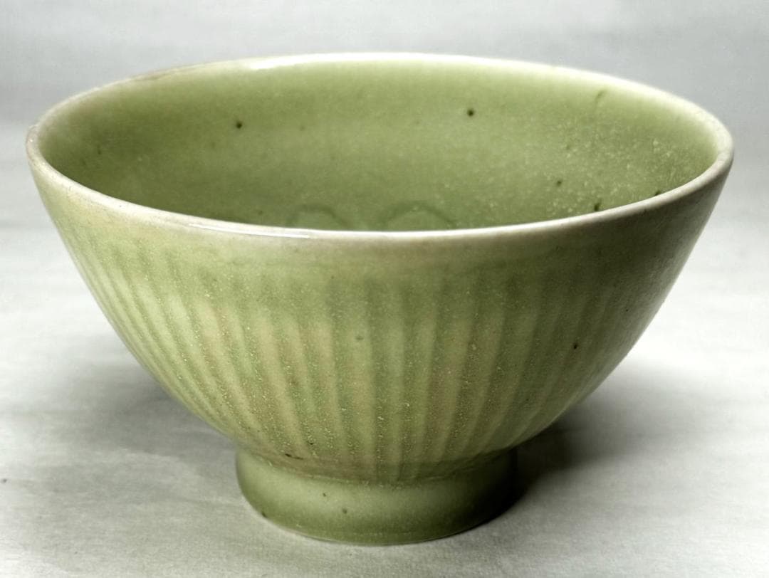 宋時代 龍泉窯青磁茶碗 箱付 時代品 伝世品焼物 歴史唐物 ウブ品WWTT324
