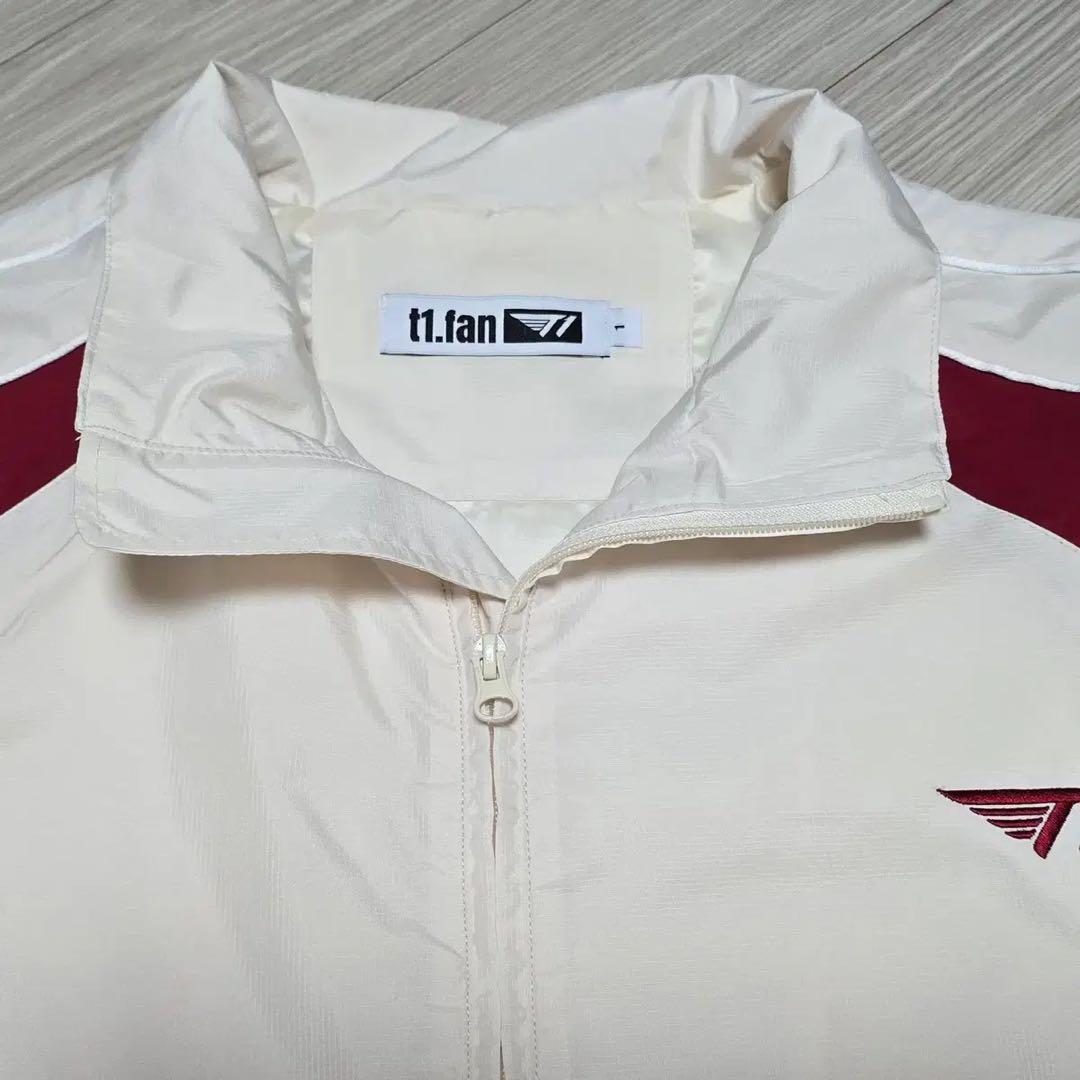 T1 Membership ホワイト/レッド ジャケット1 サイズ(~M, L)