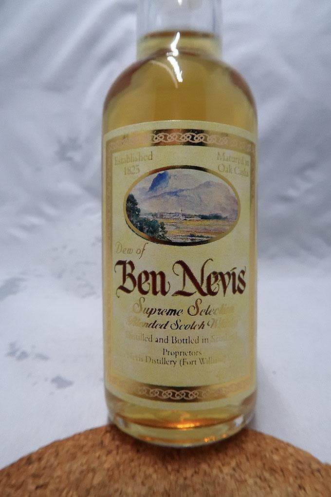 ベンネヴィス ブレンデッドウィスキー ミニチュアボトル2種・ポストカード