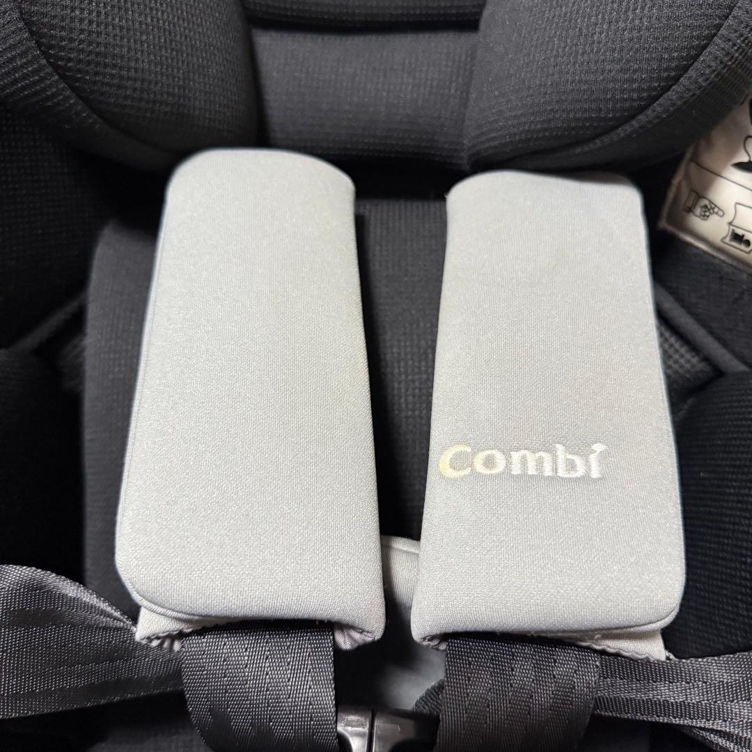 Combi コンビ　クルムーヴスマート Light ISOFIX JM