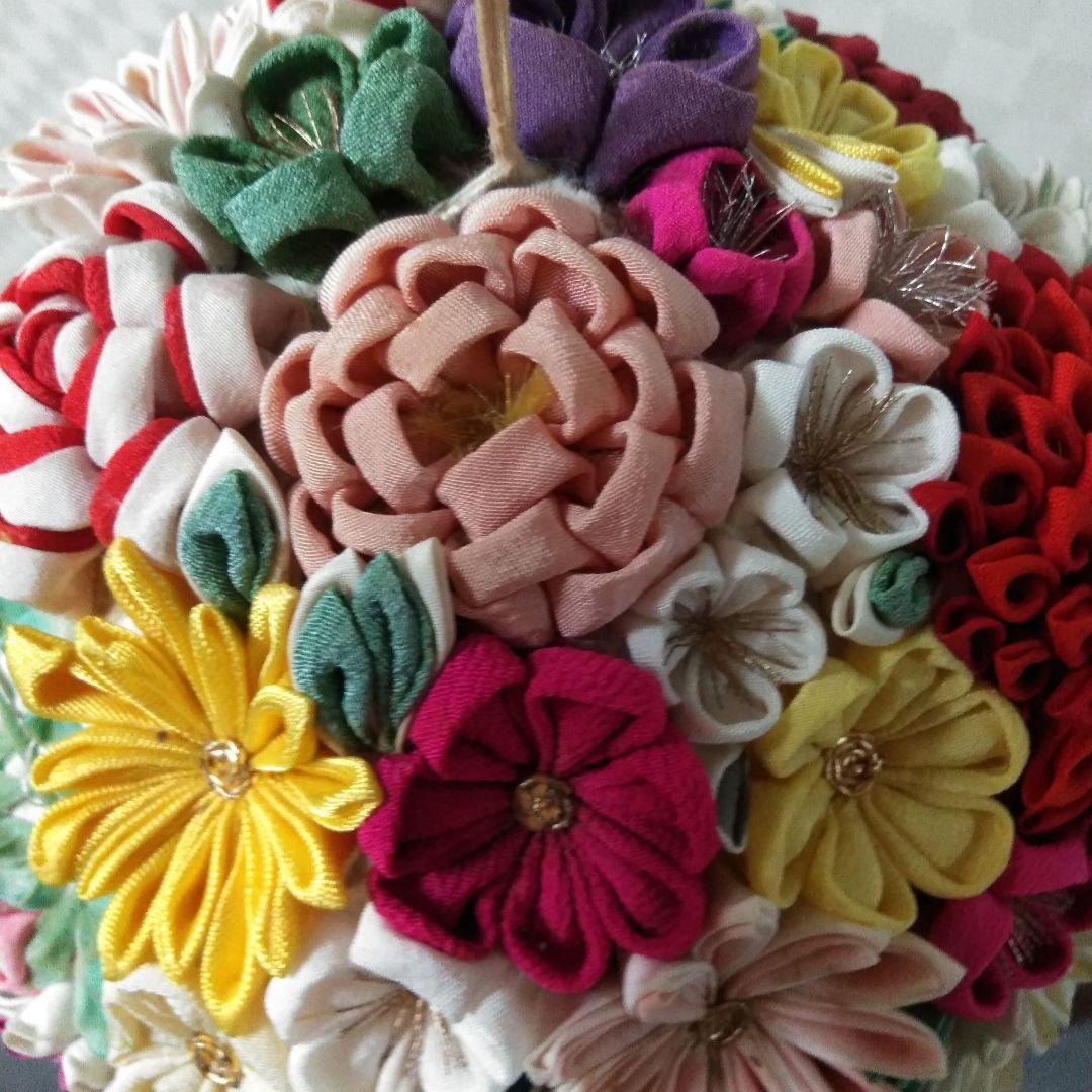 つまみ細工　吊りくす玉　てまり