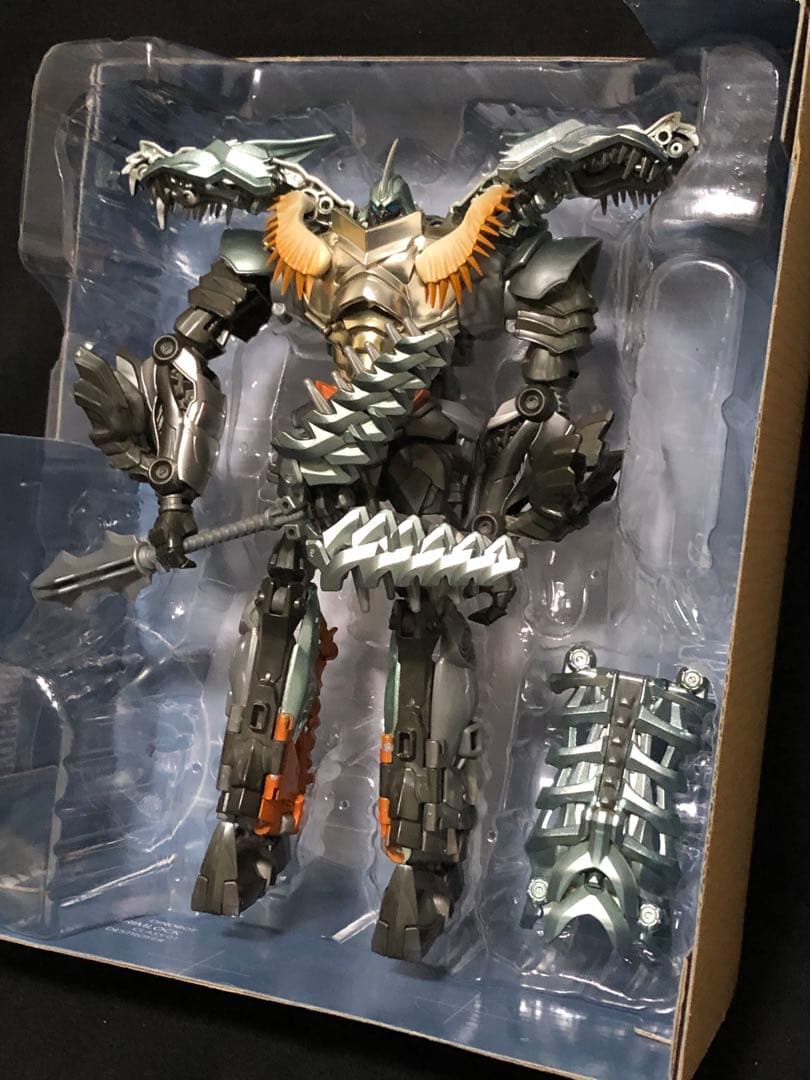 トランスフォーマー ブラックナイト グリムロック