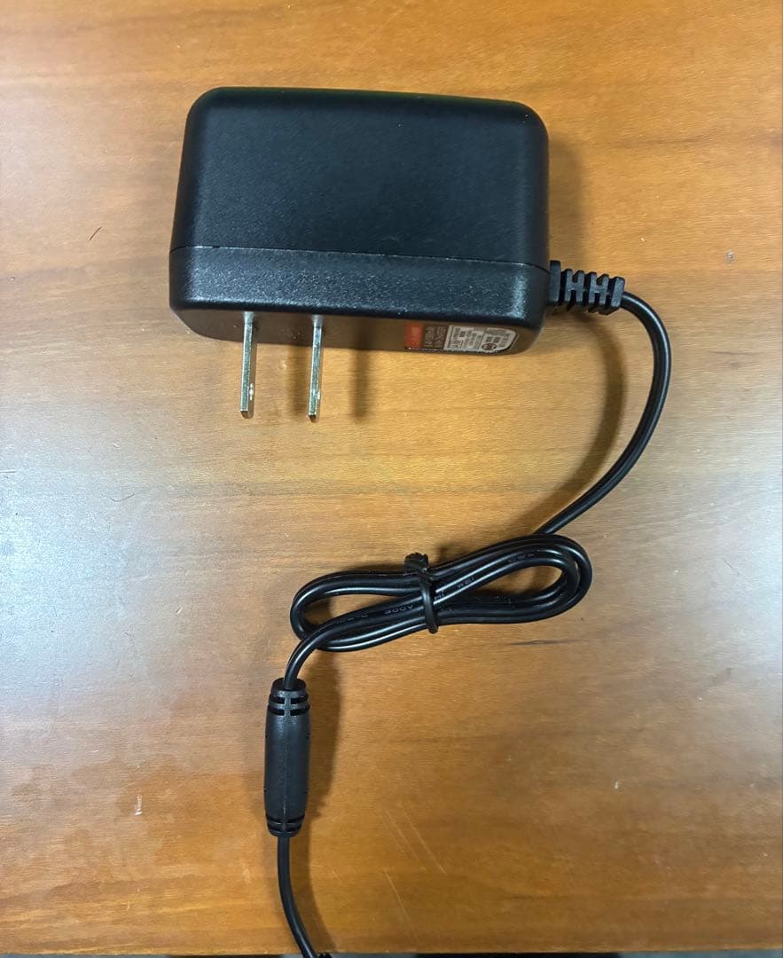 東京マルイ　電動ガン　AK47 ミニバッテリー　充電器　変換器付き