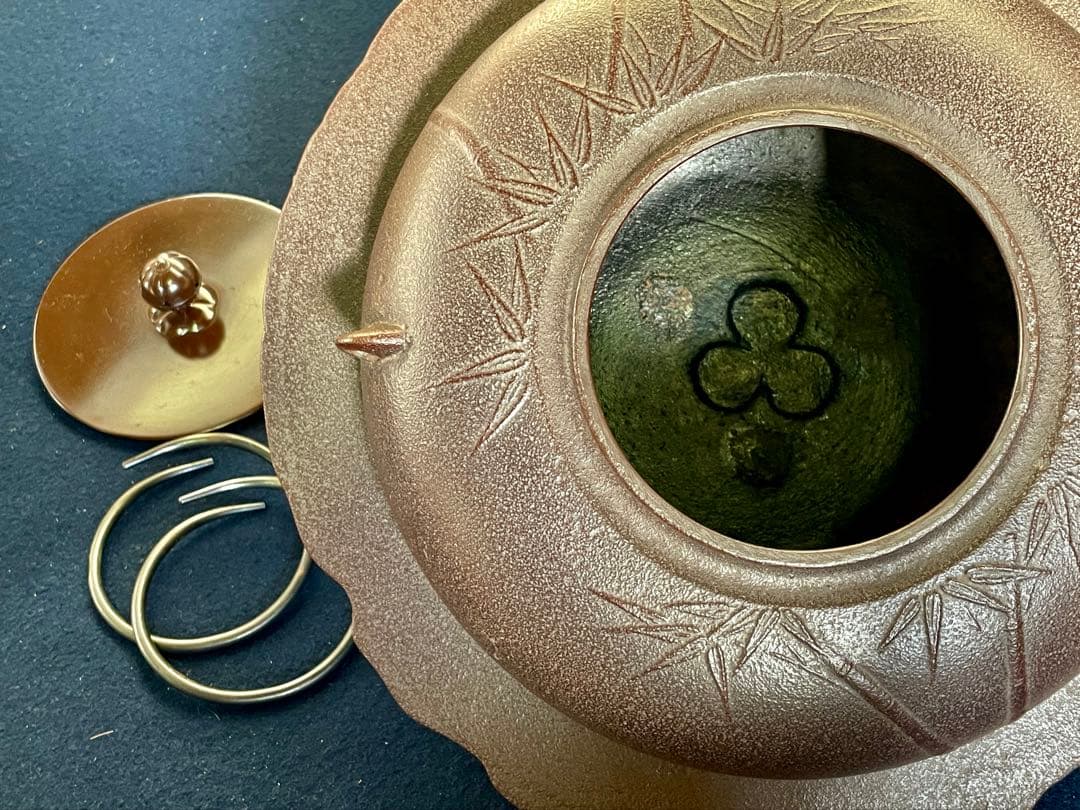 祖」 釜師 敬典 竹地紋 透木釜 釜鐶 透木共箱 A