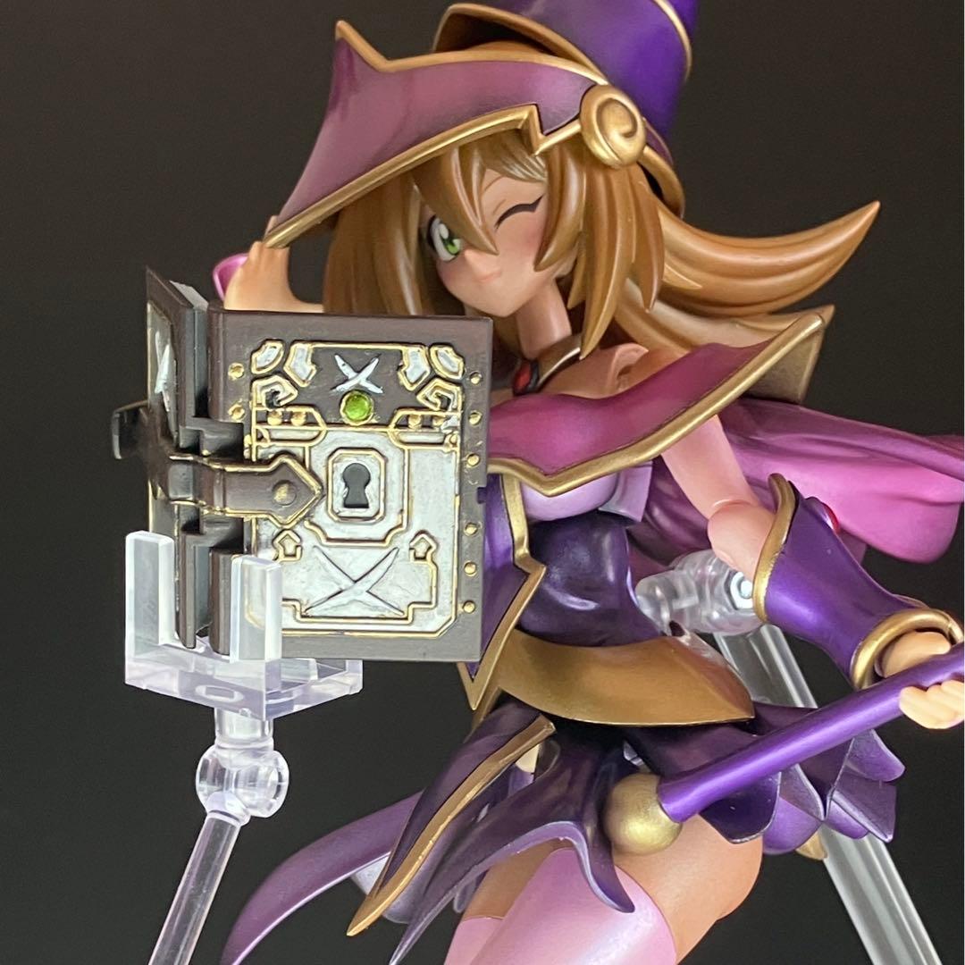 【塗装済】CFG ブラック・マジシャン・ガール 【完成品】