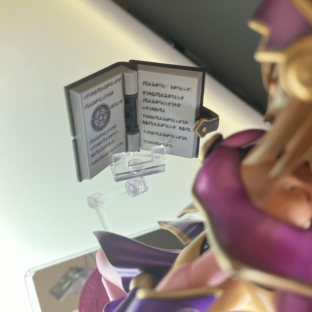 【塗装済】CFG ブラック・マジシャン・ガール 【完成品】