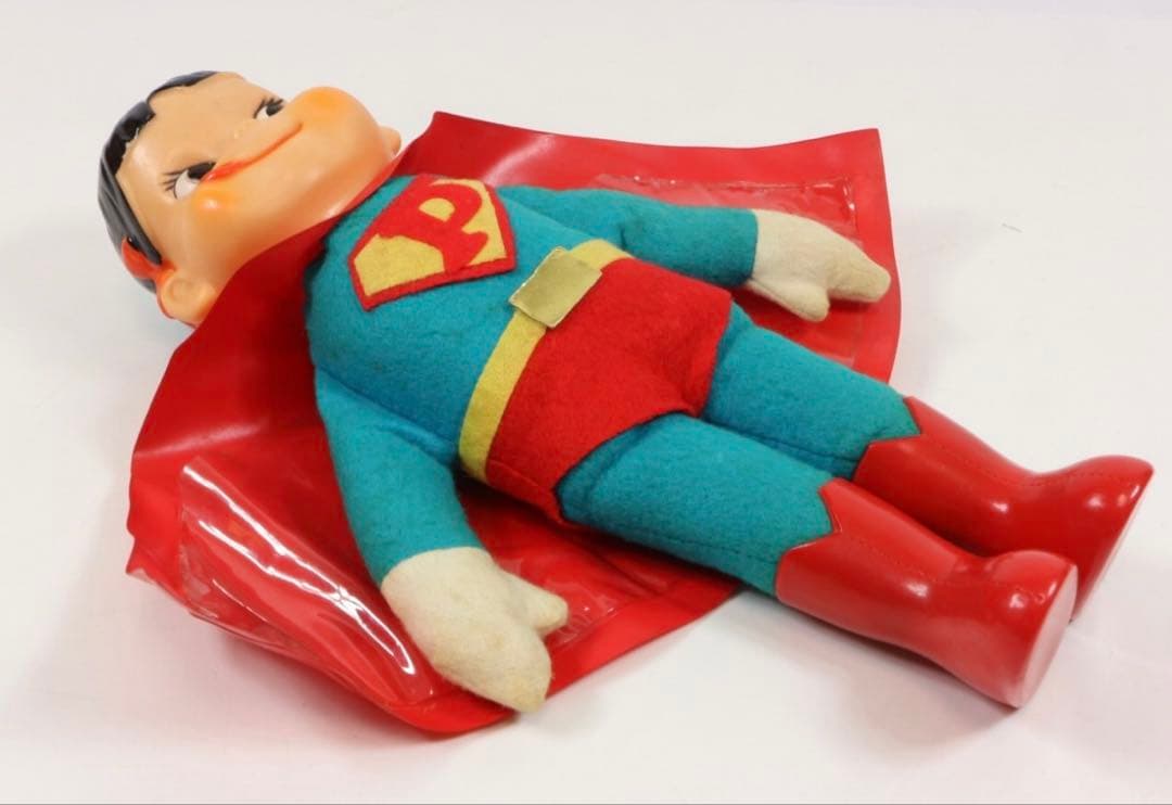 不二家 ペコちゃん スーパーマン 26cm ソフビ 美品 - メルカリ