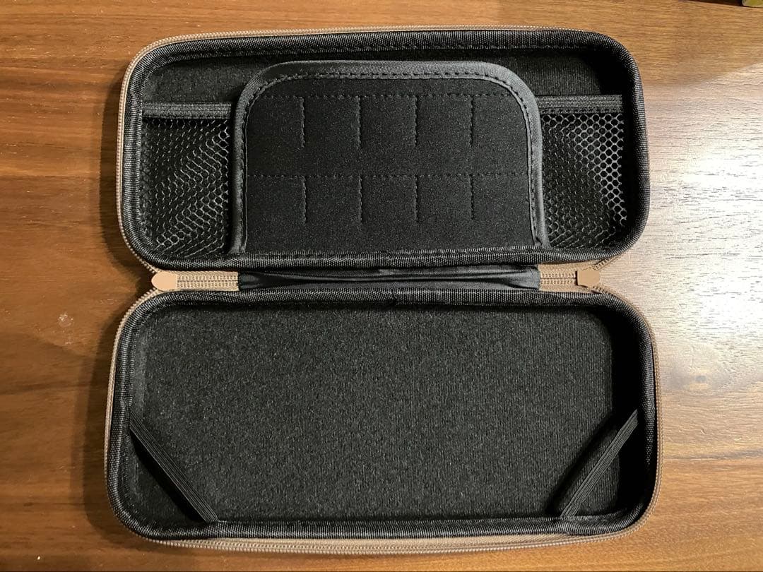 Switch Nintendo Switch 本体(ネジ欠損、浮きあり)