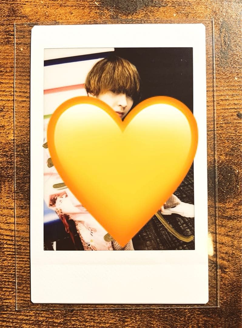 M!LK 吉田仁人サイン入りチェキ