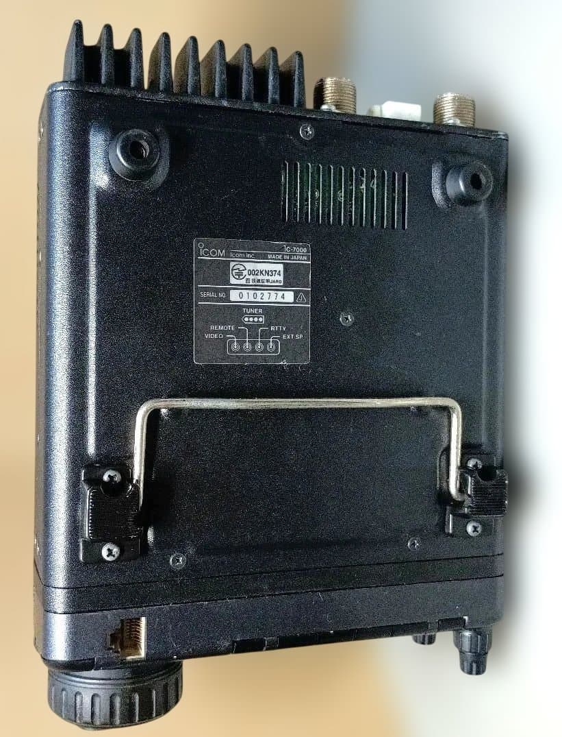 d*4様 アイコム IC-7000 トランシーバー 100W機 本体のみ ジャ