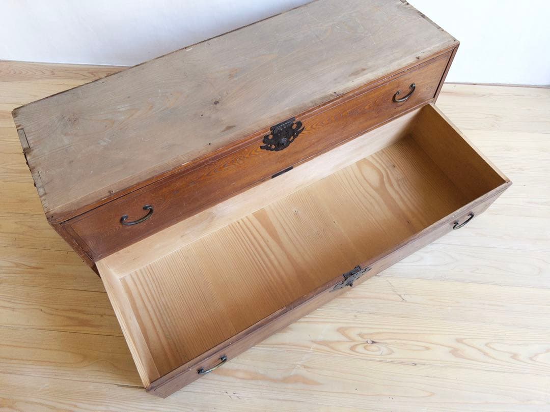 ローボード　チェスト　2段　木製　収納棚　古道具　古家具　アンティーク