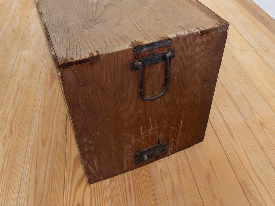 ローボード　チェスト　2段　木製　収納棚　古道具　古家具　アンティーク