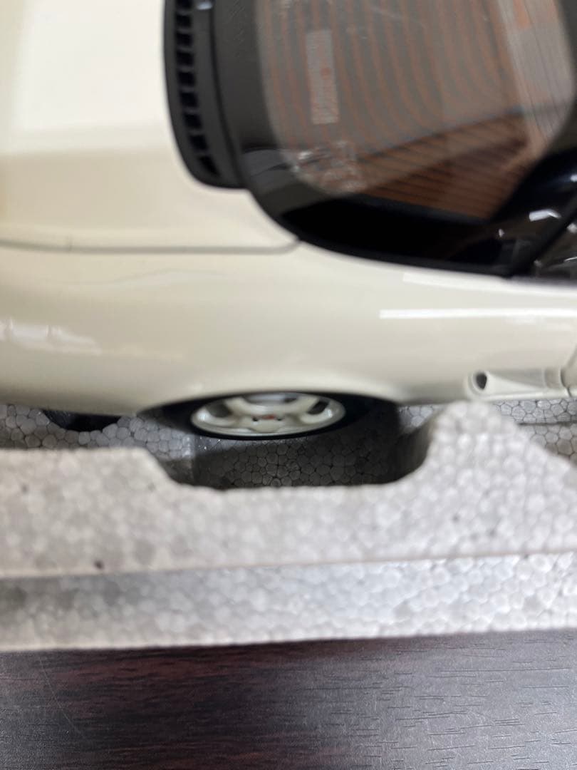 オートアートNSX タイプR チャンピオンシップ ホワイト1/18