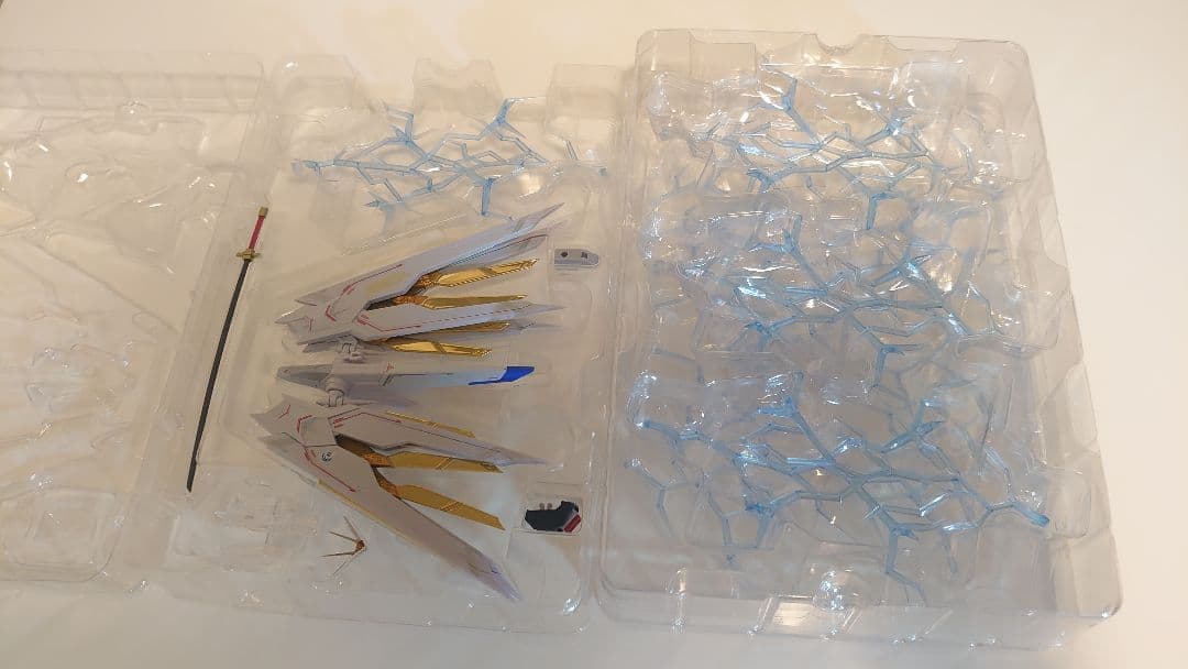 ストライクフリーダム弐式、プラウドディフェンダー、インフィニットジャスティス弐式