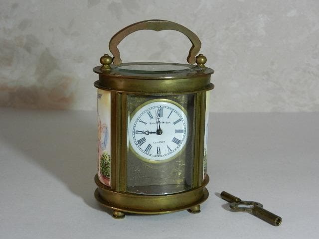 アンティーク楕円形ネジ巻きキャリッジクロック(エリオット&サン　 ロンドン) Cone Base Clock(コーンベース クロック)/Vitra（ヴィトラ）/George