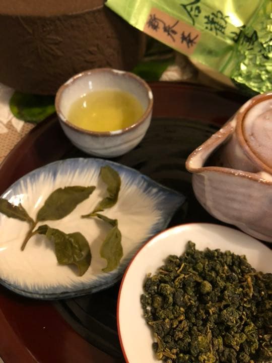 台湾茶 最高級 合歡山、梨山高冷茶 150g 2袋 手摘み 1心