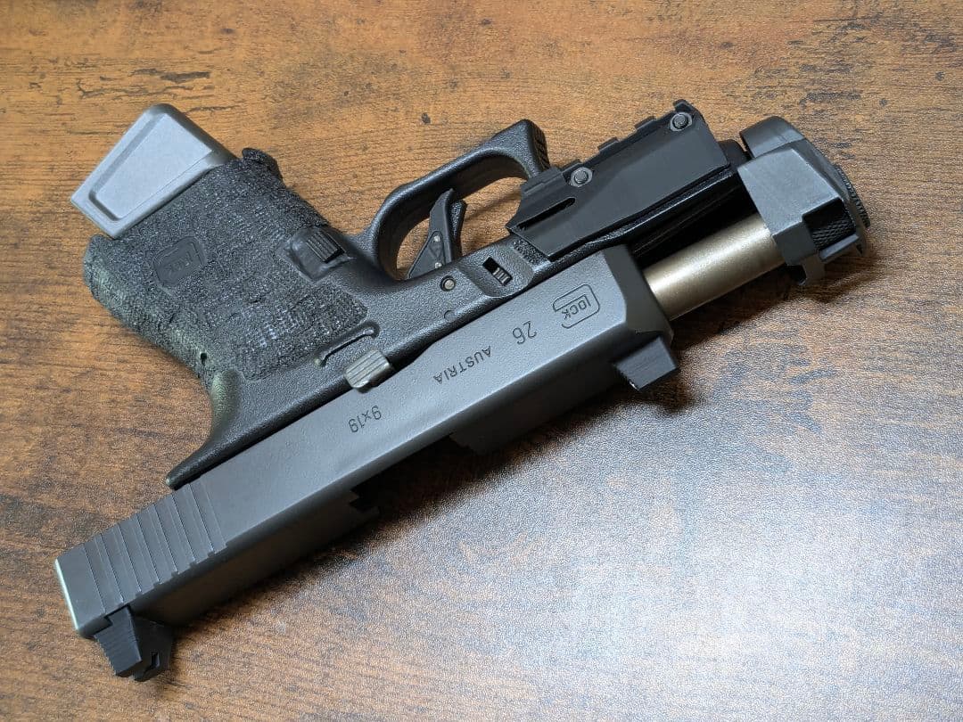 東京マルイ グロック26 カスタム アンダーレール ガスブローバック