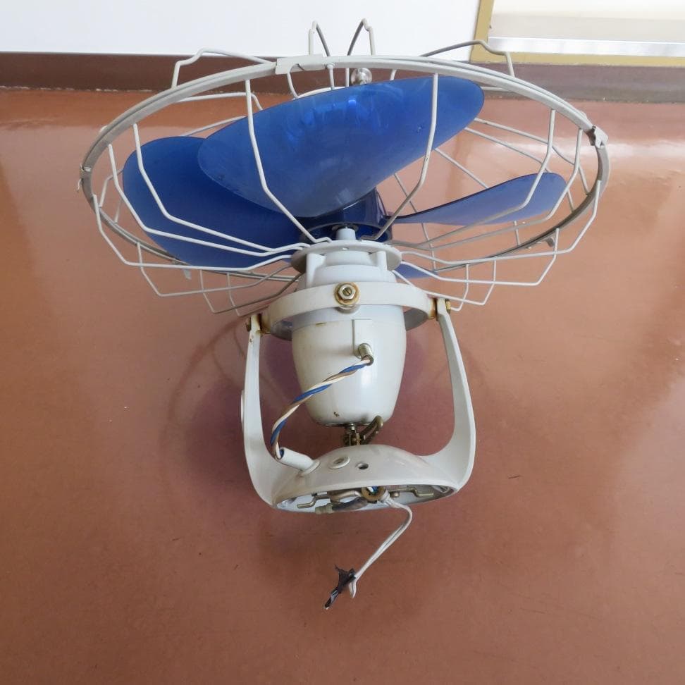 東芝天井扇風機（CT-40Y）昭和レトロ TOSHIBA 旋回扇天井扇【送料込】