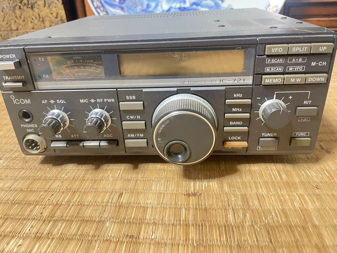 Icom IC-721 トランシーバー　ジャンク Yahoo!オークション - ICOM IC-721 HF TRANSCEIVER ジャンク扱