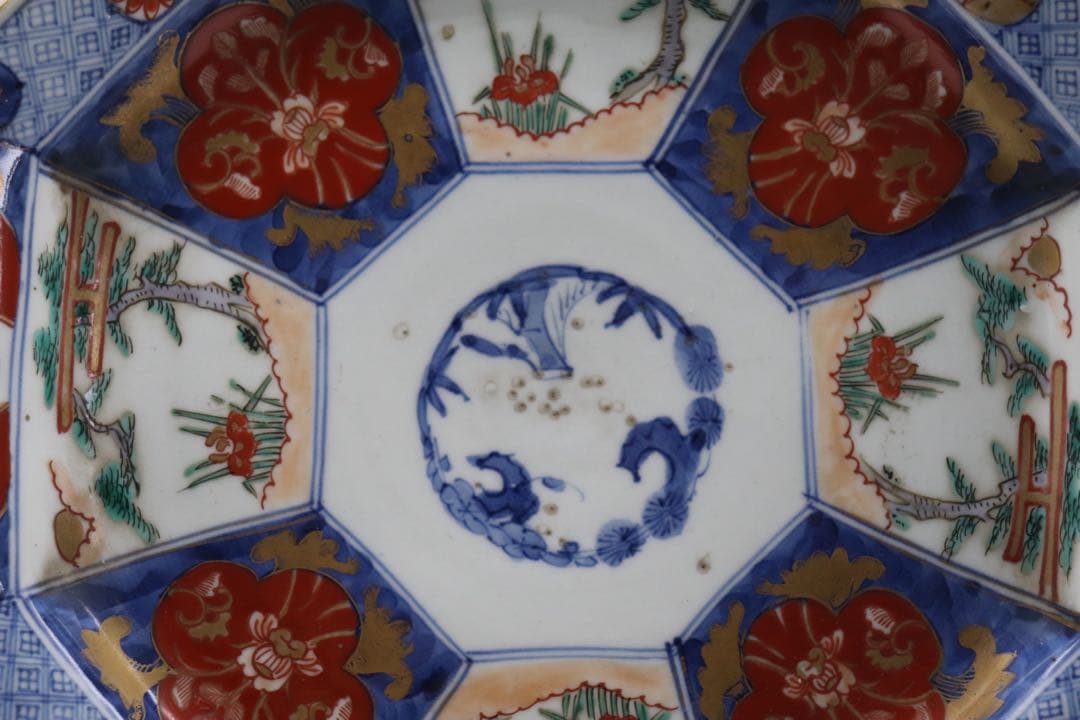 粉彩花柄中皿 清朝 景徳鎮 22cm 中国古玩 粉彩花柄中皿 清朝 景徳鎮