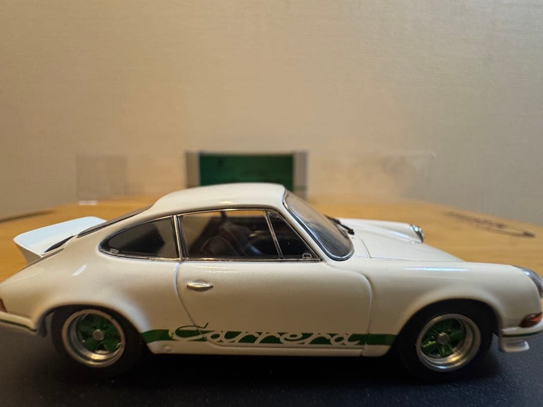 【MINICHAMPS】限定モデル Porsche Carrera RS2.7