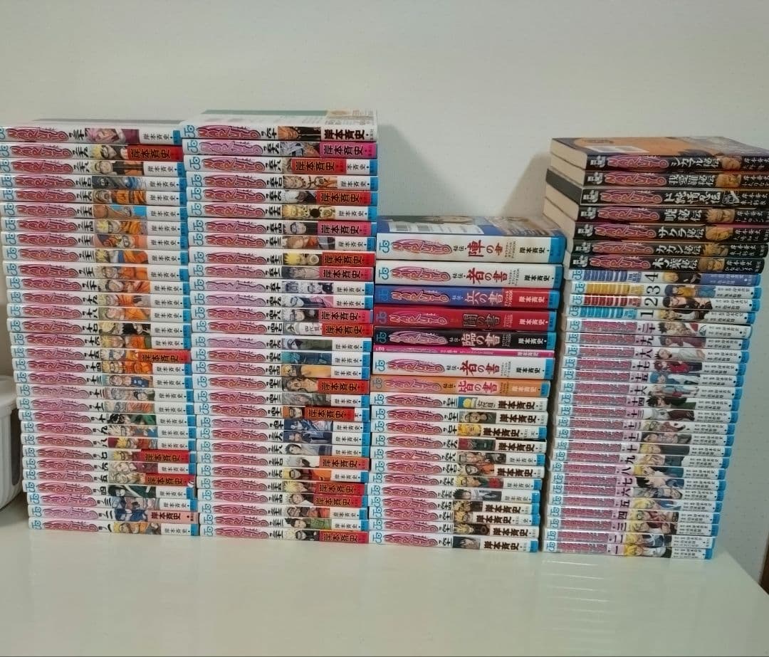 豪華セット】NARUTO 全72巻セット＋ボルト全巻 関連本