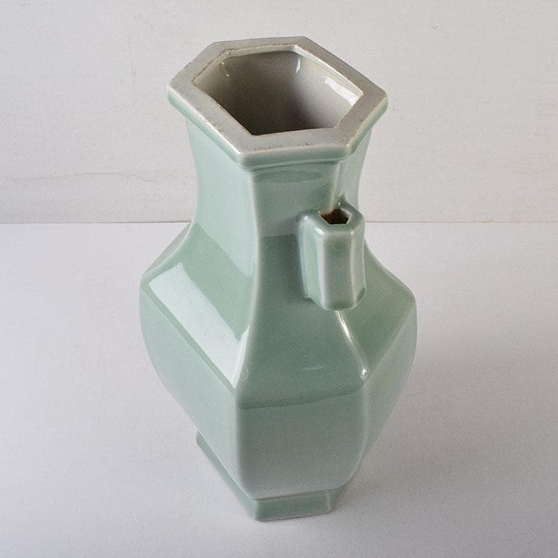 中国　大清康煕年製款　粉青釉　双貫耳瓶　V　R8510H