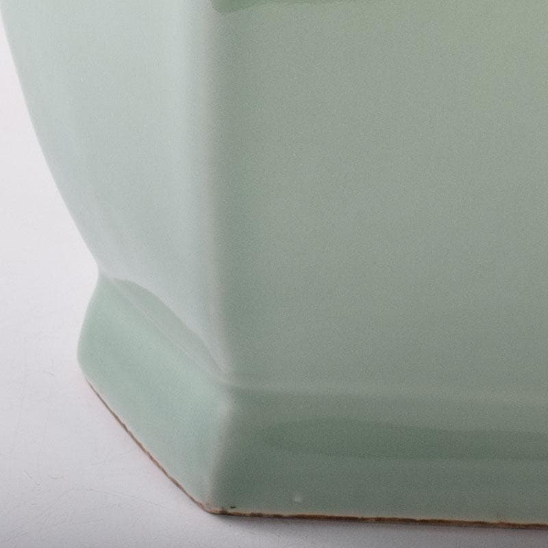 中国 大清康煕年製款 粉青釉 双貫耳瓶 V R8510H - メルカリ