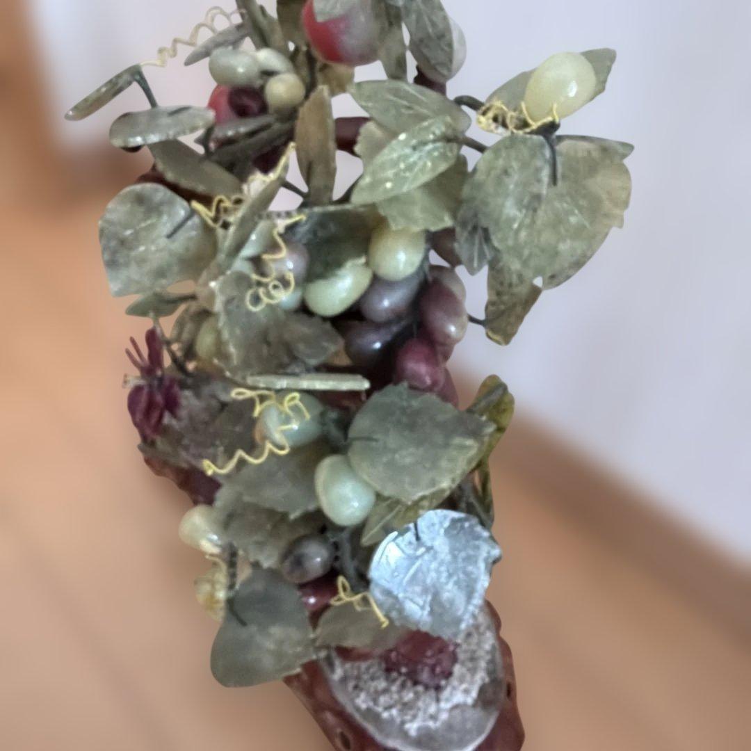 石材製 彫刻 天然石 盆栽風 飾り 桃と葡萄の置物 翡翠 オブジェ 縁起物