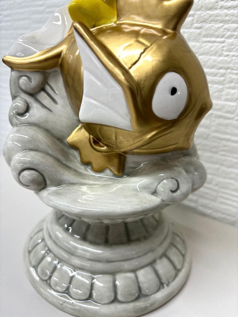 激レア ポケモンセンターナゴヤ限定 金のコイキング&ピカチュウ貯金箱 陶器