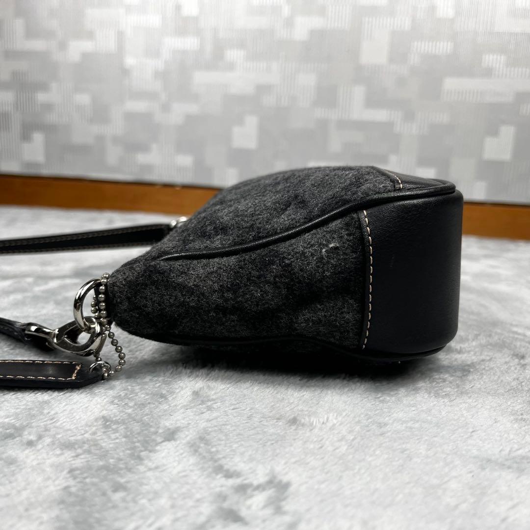 COACH コーチ アクセサリーポーチ ウール ブラック 黒 シグネチャー