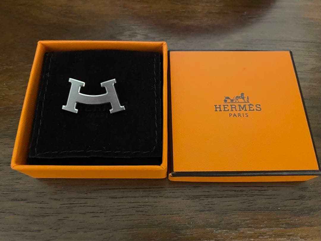 HERMES エルメス スマイル ブローチ