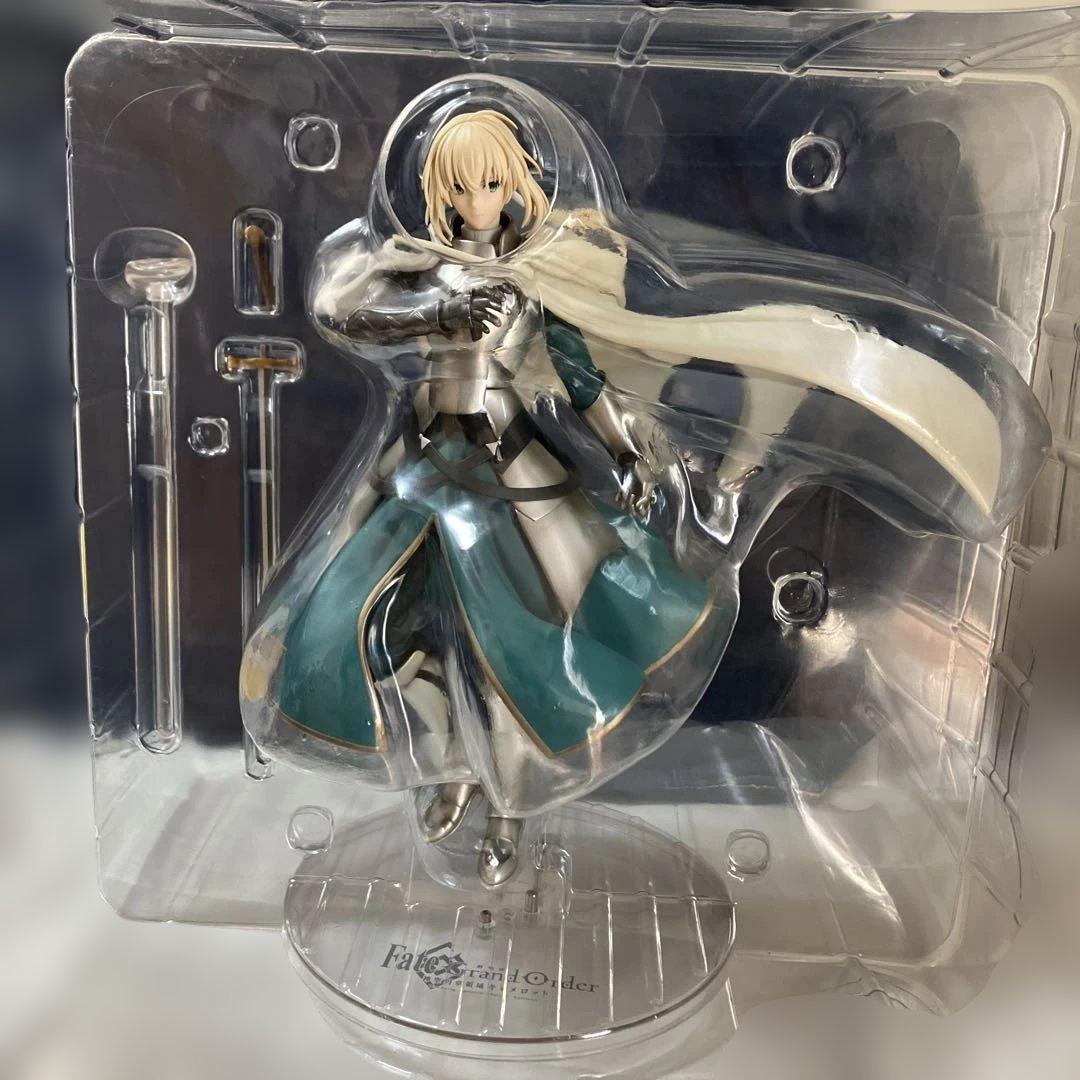 Aniplex+限定ベディヴィエール 1/8スケールフィギュア 早期予約特典付き