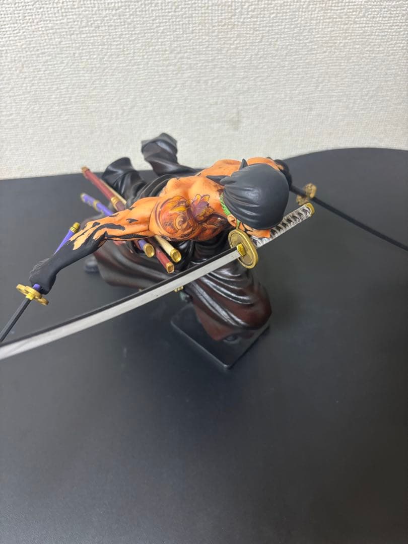 ワンピース　グランディスタ　ゾロ　フィギュアリペイント