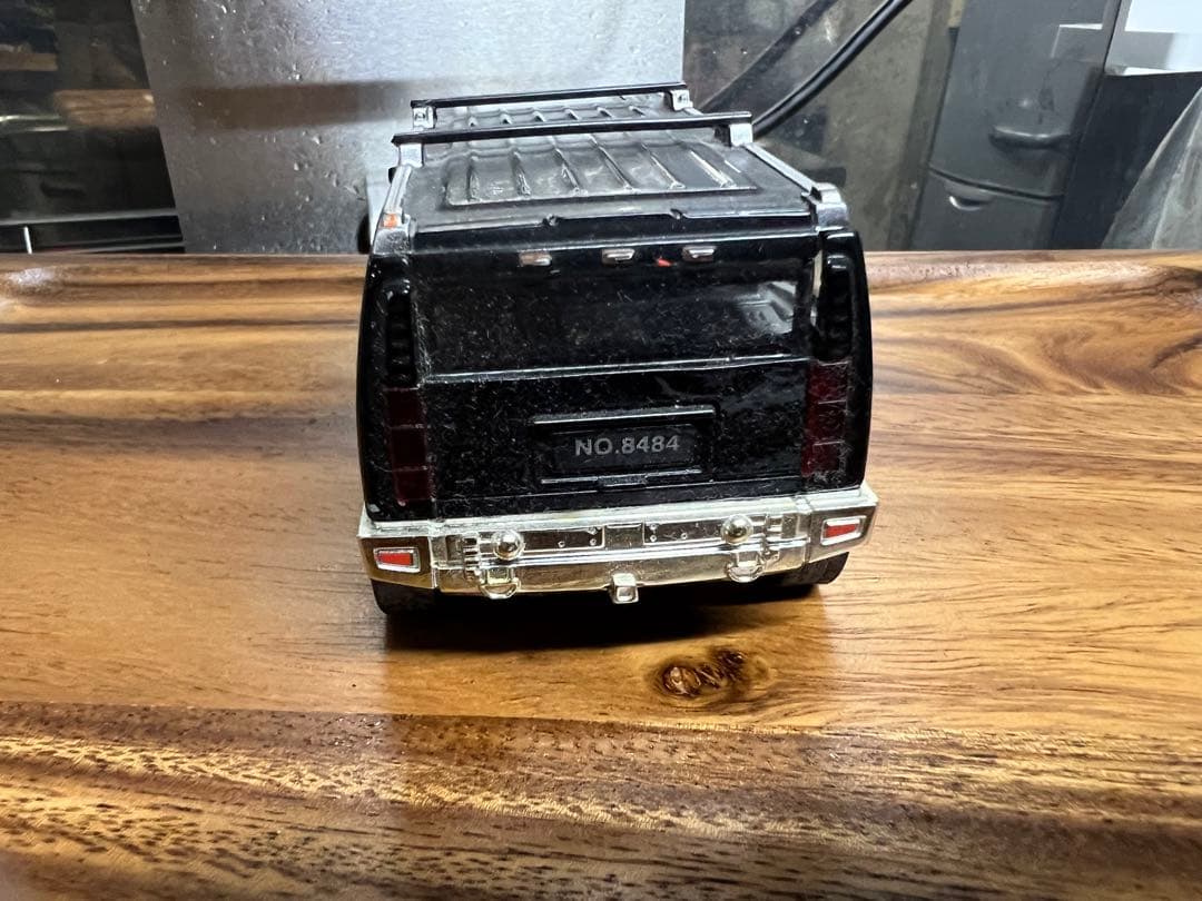 希少　HUMMER H2 6輪　ミニカー