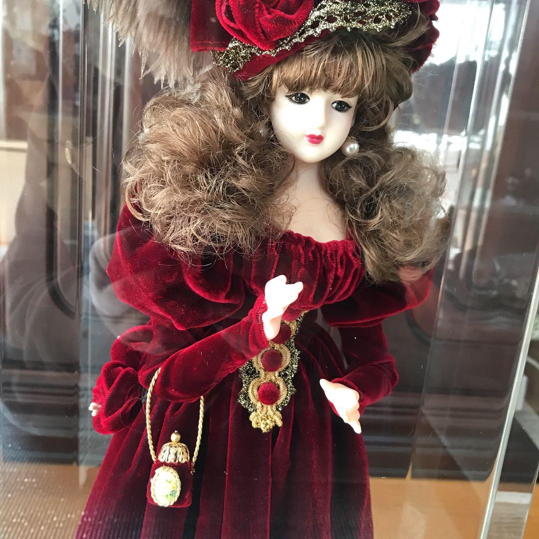 昭和レトロワインレッドリボンドレス立体オブジェ人形