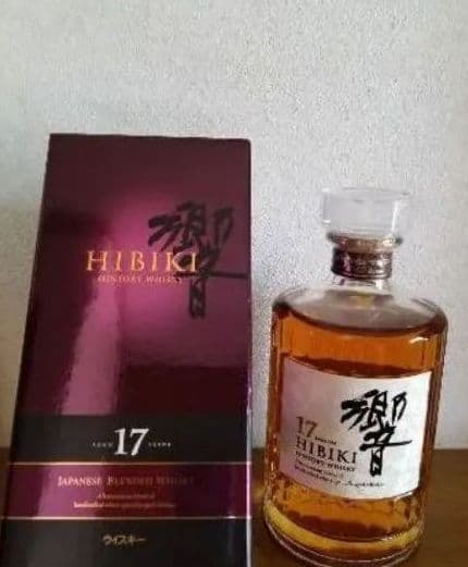 新品未開封　響17年　1本 楽天市場】【お一人様1本限り】サントリー ウイスキー 響17年 43度 箱