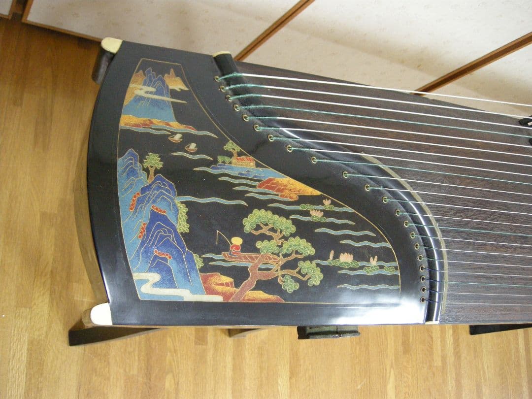 中国21弦古筝 王天一(国家一級作曲家)名入り