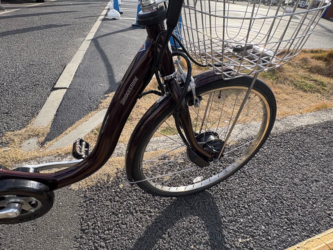 中古24㌅ブリヂストン ベルト式電動アシスト自転車 B400 大阪 - メルカリ