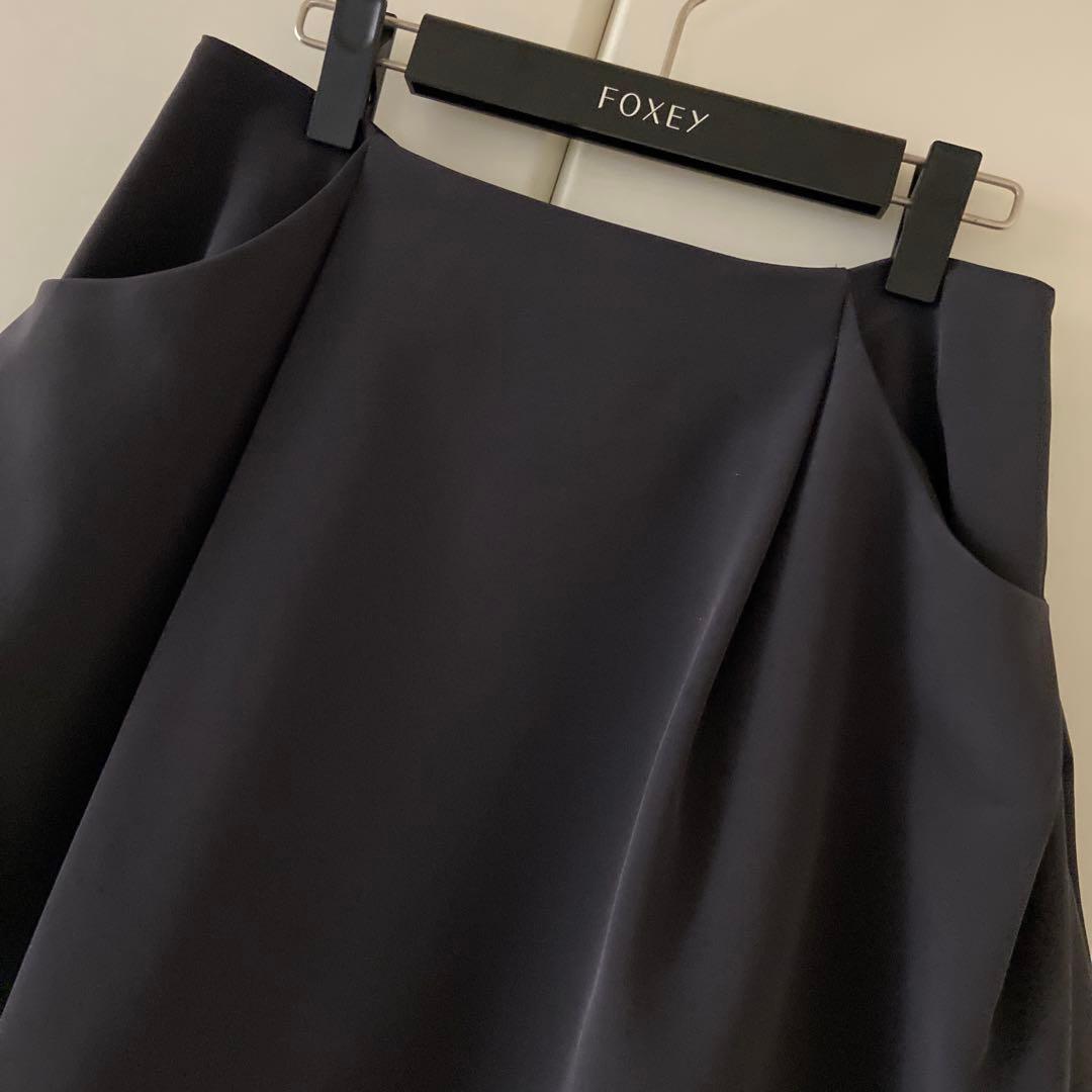 ♡美品♡ FOXEY 希少 42 イリプスフレアー スカート グレー