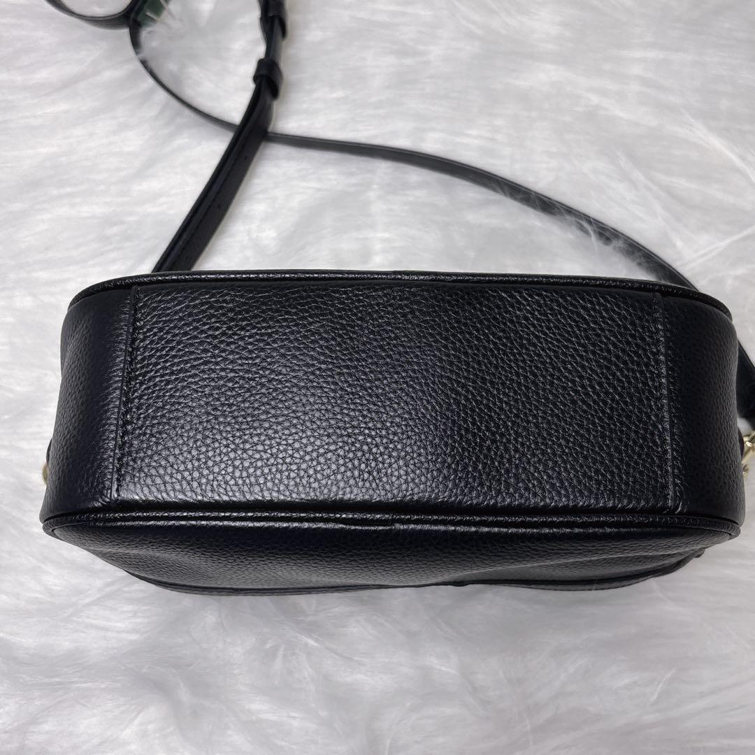 COACH ブラックレザー ショルダーバッグ カメラバッグ 金チェーンショルダー